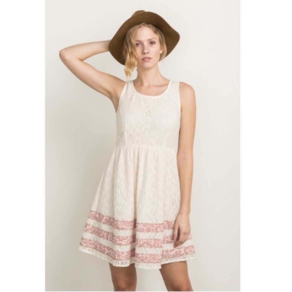Off white sleeveless embroidered pink stripe border dress Small S